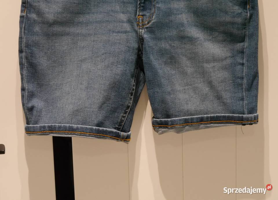 Tommy Hilfiger świetne spodenki 152 Wrocław sprzedam