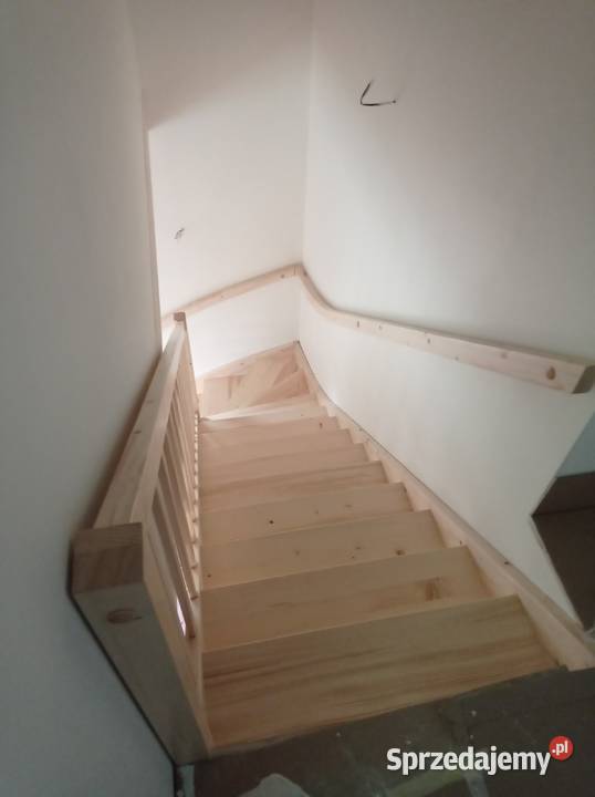Schody niskobudżetowe surowe świerkowe wielkopolskie sprzedam