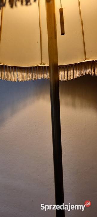 Mosiężna lampa podłogowa z abażurem Skierniewice