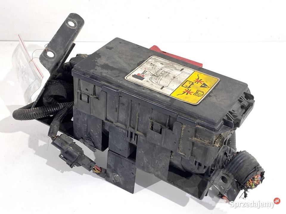 SKRZYNKA BEZPIECZNIKÓW FORD TRANSIT IV