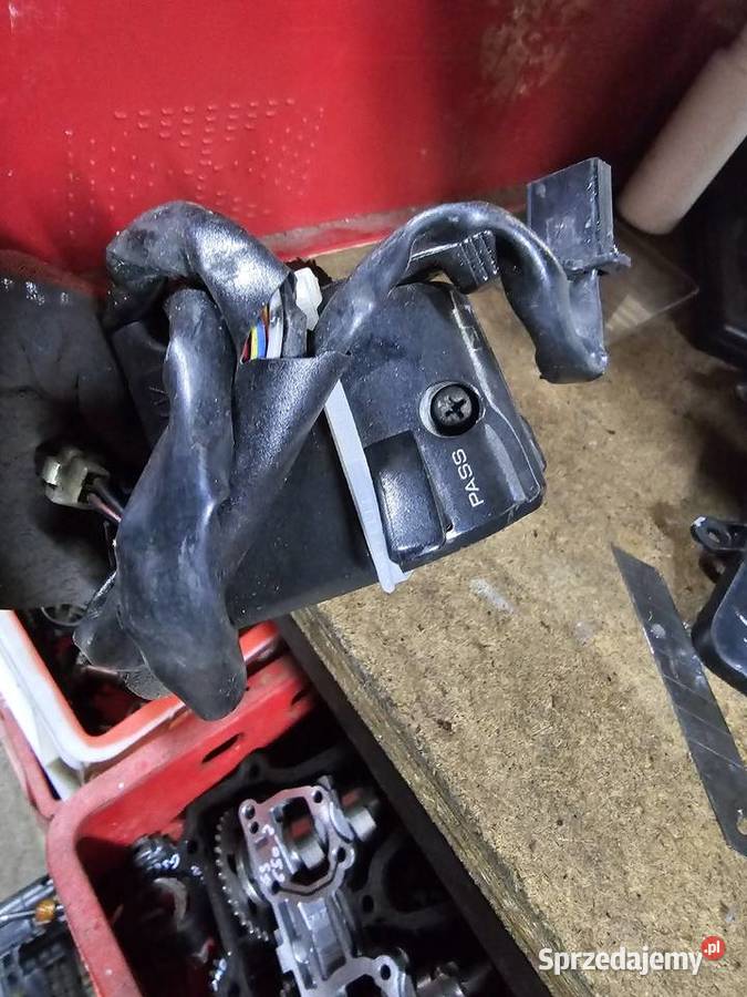 Kawasaki ZZR 1100 przełącznik lewy świateł dolnośląskie
