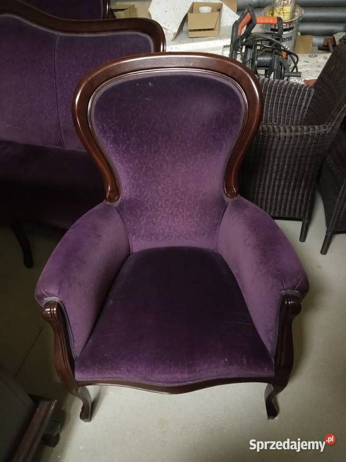 Dużą sofa małą sofa i fotel w stylu antycznym wielkopolskie