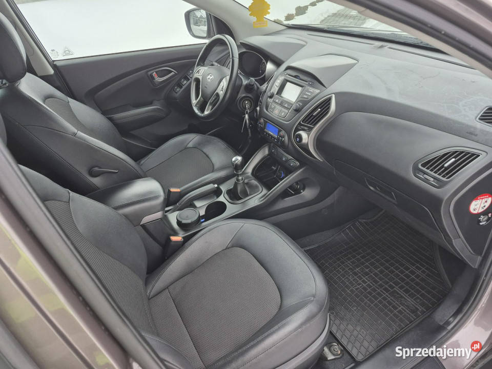Hyundai ix35 16 benzyna grzane fotele navi Drelów sprzedam