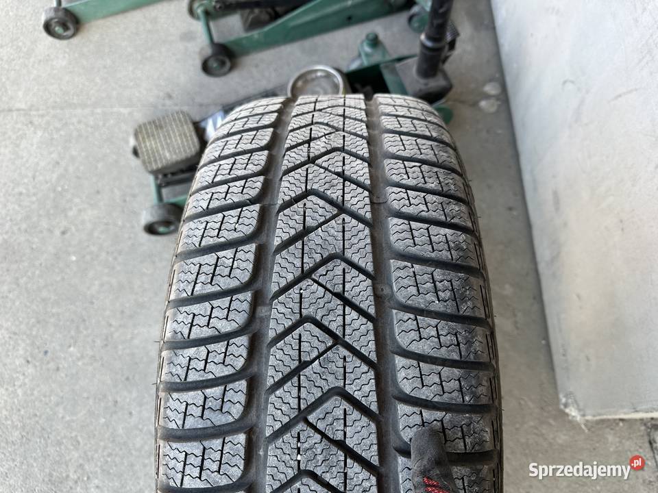 Koła zimowe Audi OEM Pirelli Sottozero 3