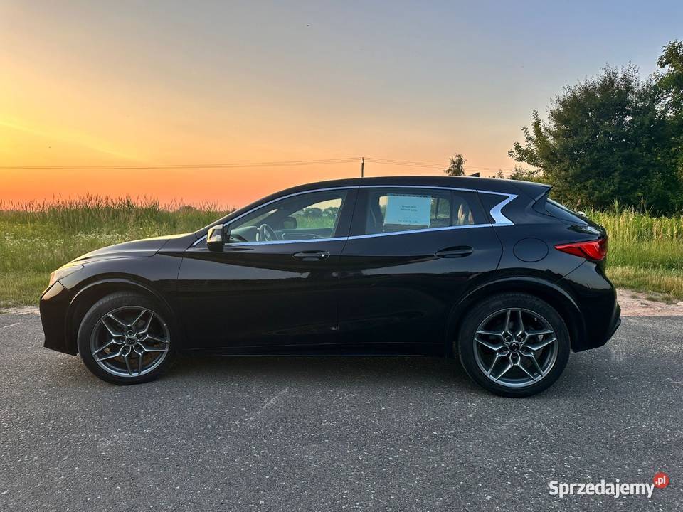 Infiniti Q30S podgrzewane fotele Kraków