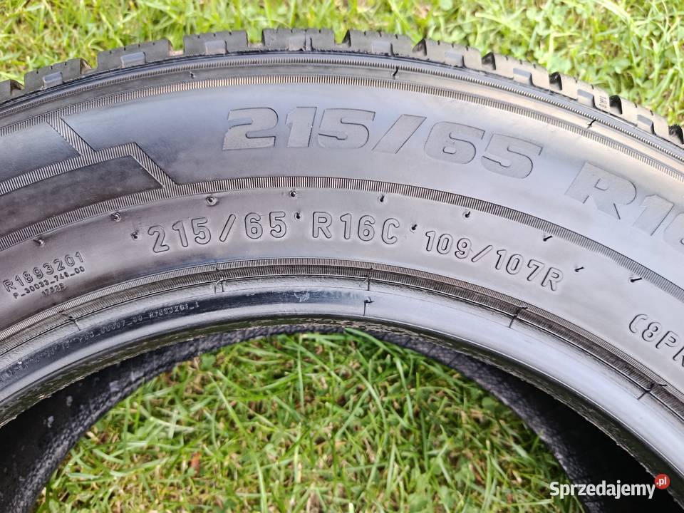 Opona Pirelli Carrier 21565r16c Olchowa sprzedam