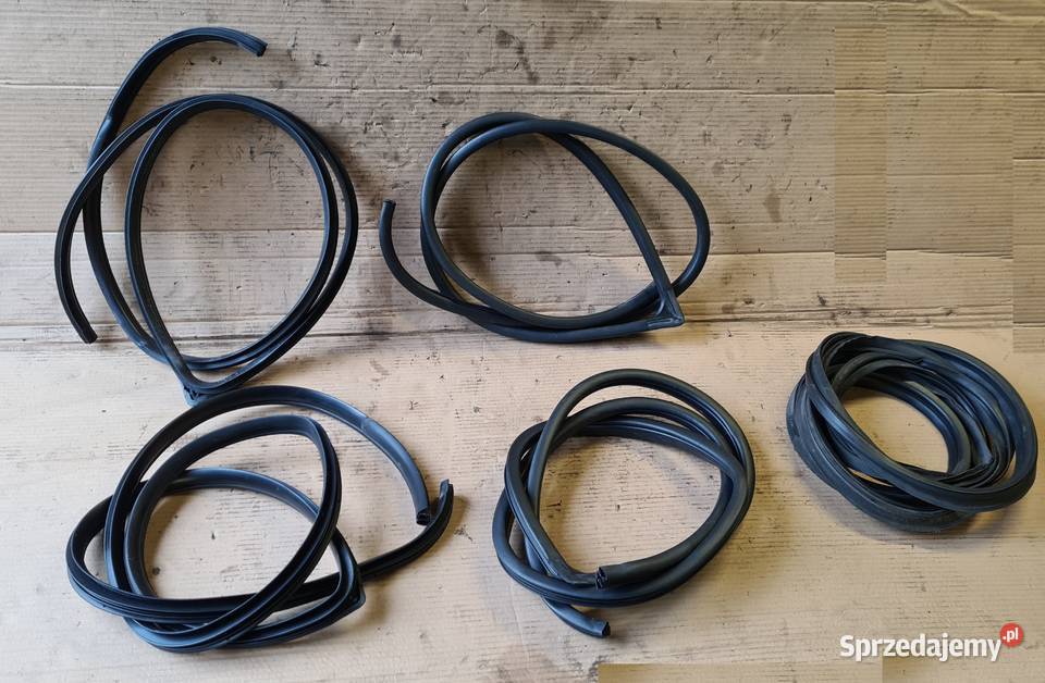 Hyundai I30 cw 1 Lift uszczelki wnęki drzwi Legnica sprzedam