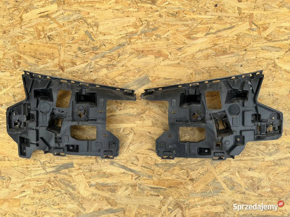 Ślizg mocowanie zderzaka przód Volvo v40 II 2 osobowe Sieraków