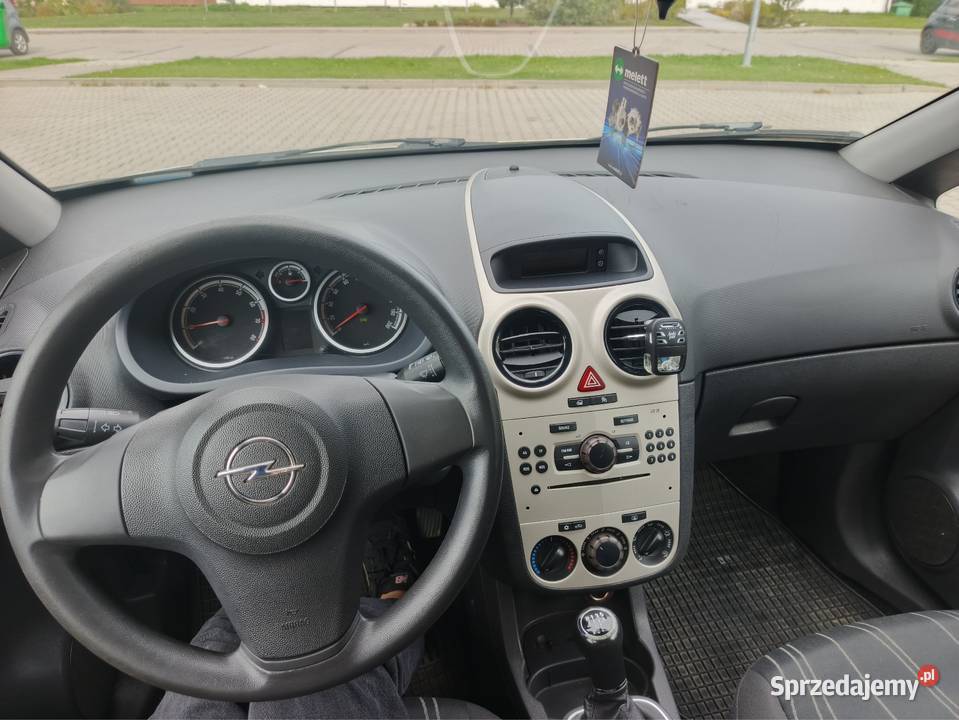 Opel Corsa z ekonomicznym silnikiem 10 benzyna