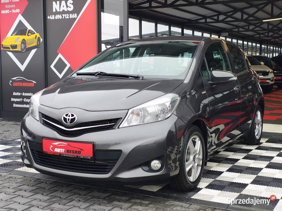 TOYOTA YARIS 13BENZYNA Kamera Cofania Zadbana komputer pokładowy