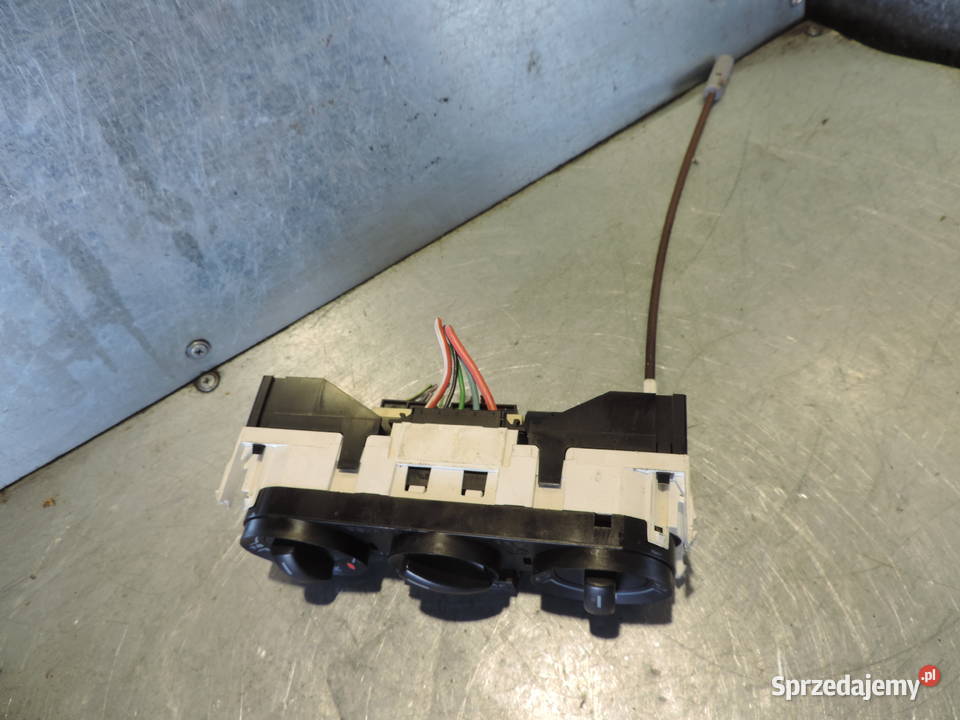 PANEL NAWIEWU KLIMATYZACJI VW POLO IV 9N małopolskie Nowy Sącz