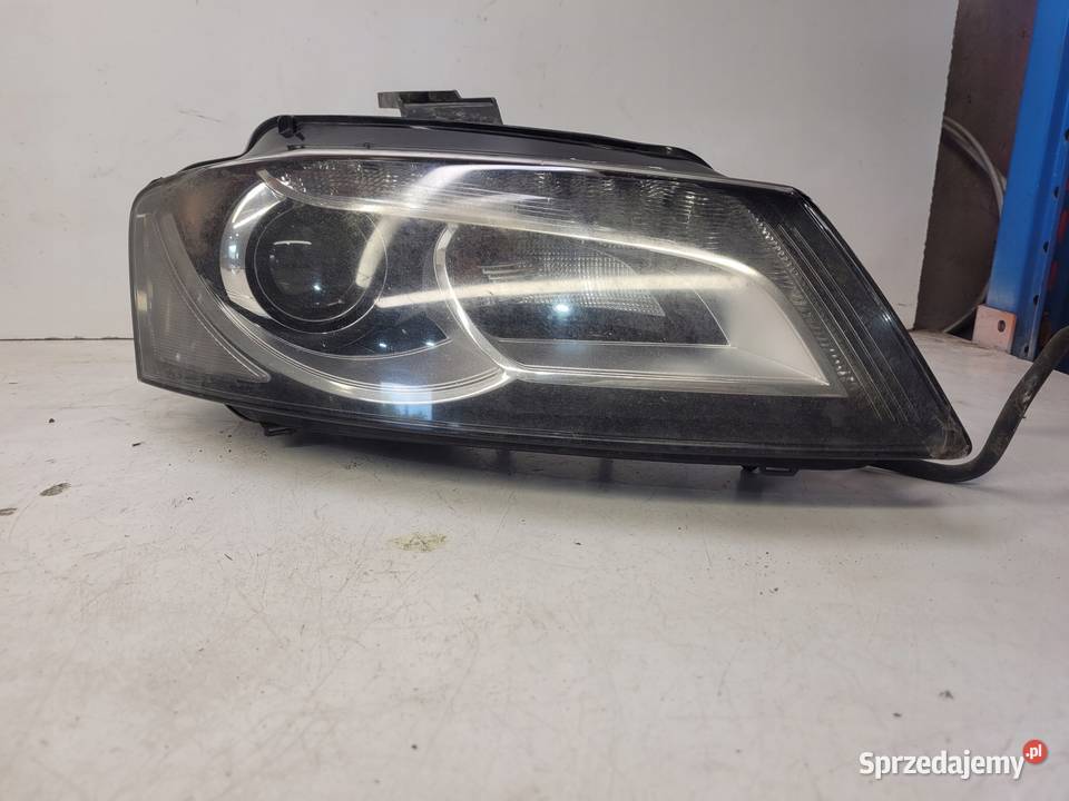 REFLEKTOR PRAWY XENON AUDI A3 8P LIFT osobowe Przystajń
