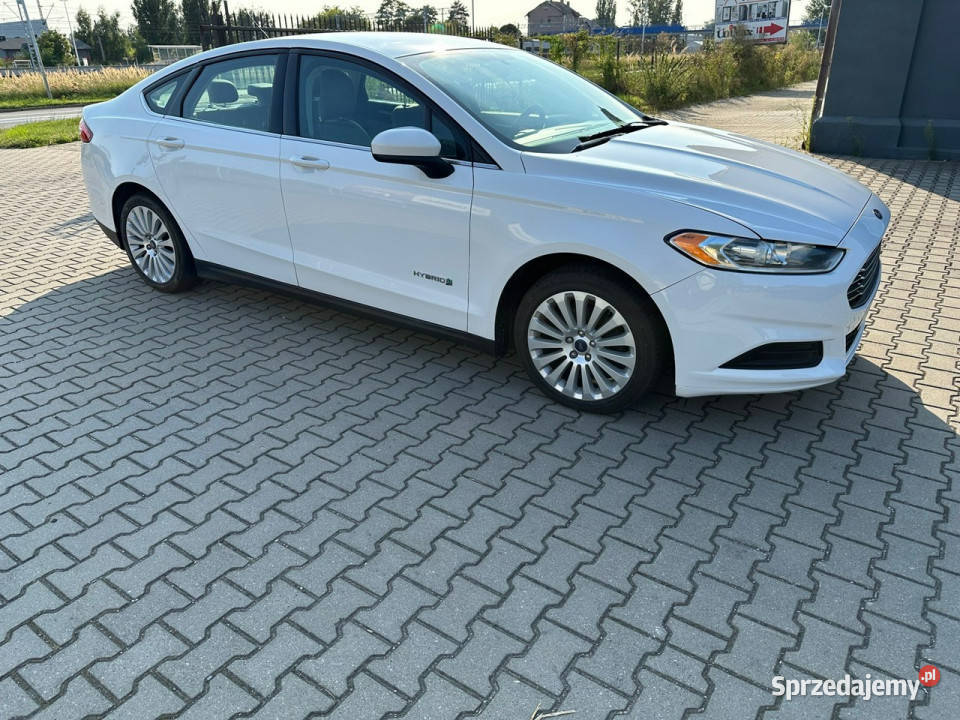 Ford Fusion 20 hybryda SE 150 Zarejestr w ASR (kontrola trakcji) Ostrowiec Świętokrzyski