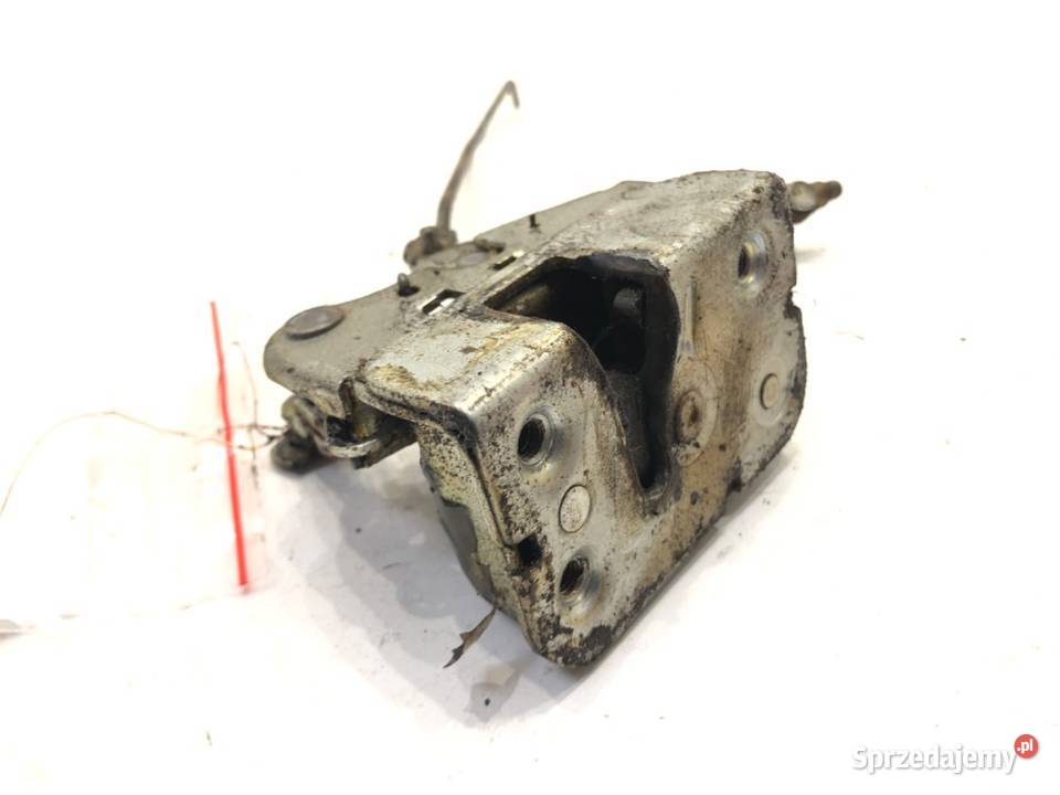 ZAMEK KLAPY TYŁ MITSUBISHI PAJERO I Terenowy