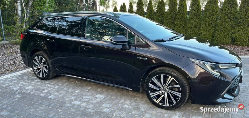 Toyota Corolla 20 Hybrid Kombi 2021 z Polskiego garażowany Przasnysz