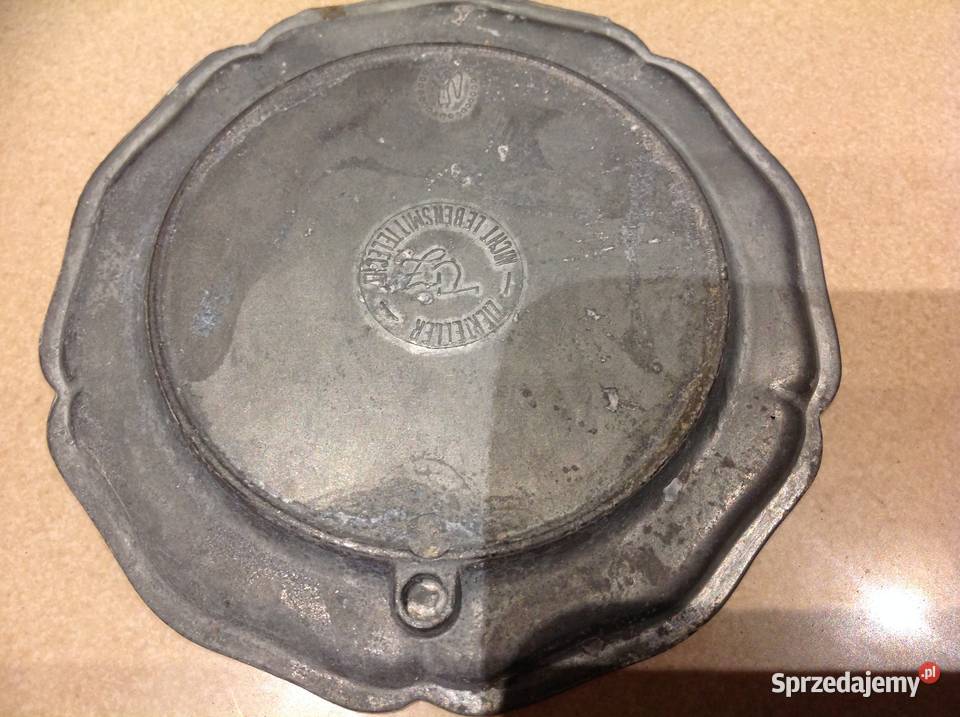 Stary Ozdobny Talerzyk z Cyny do zawieszenia Nowa Sól