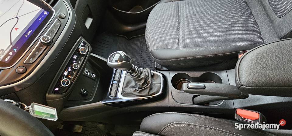 Opel crossland 2024 przebieg 6700 110KM