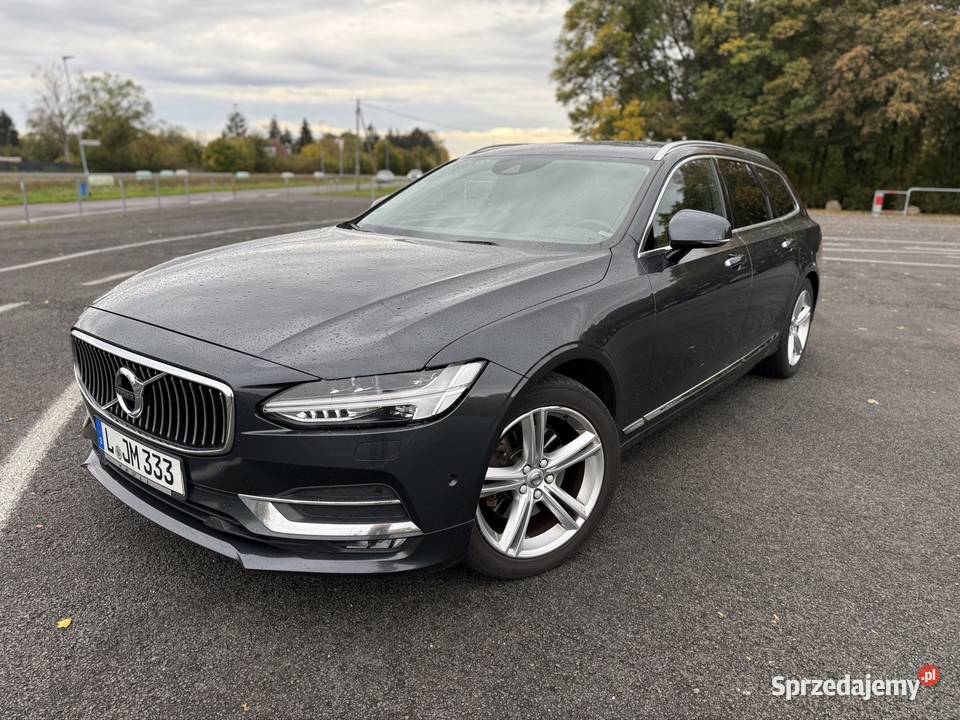 Volvo V90