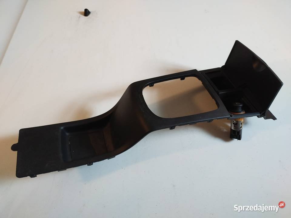 TUNEL ŚRODKOWY POPIELNICZKA PEUGEOT 207 207 CC kujawsko-pomorskie Bydgoszcz