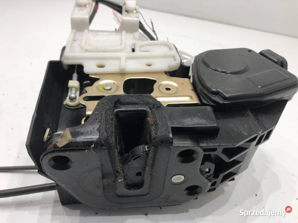 ZAMEK DRZWI LEWY PRZÓD HYUNDAI SANTE FE I osobowe