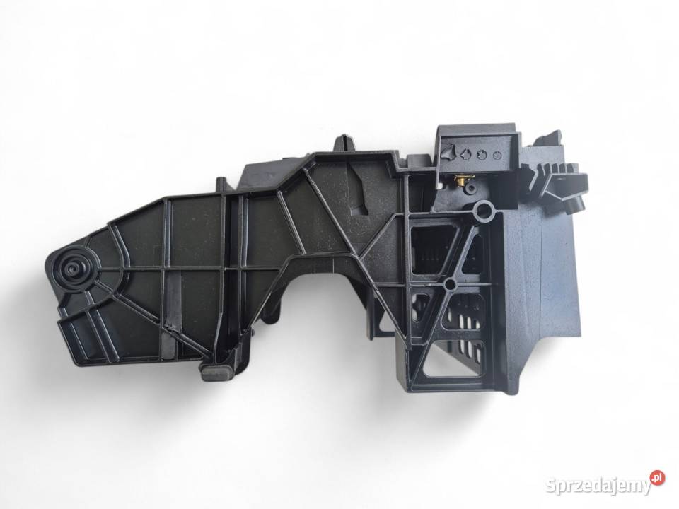 RAMKA KOSZ STELAŻ RADIA AUDI A4 B6 8E0858005B Działoszyce