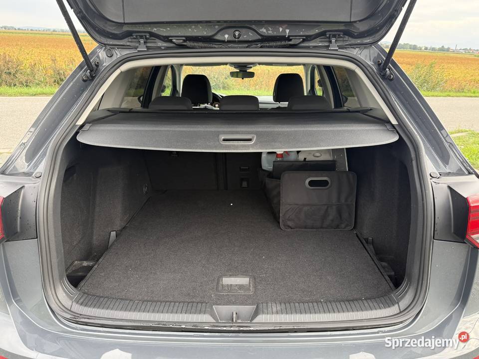 Golf Variant 20 tdi 2021 r Salon Nysa