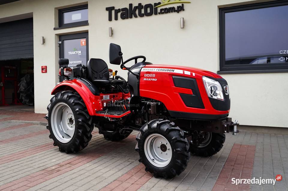 Massey Ferguson MF6028 4 x 4 28 Massey Ferguson Tajęcina