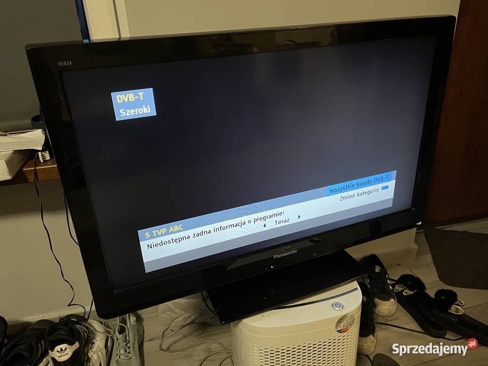 Telewizor panasonic LCD 32 cale TXL32C3E sprzedam