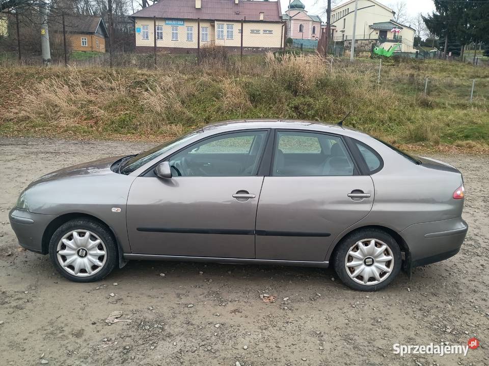 Seat Cordoba 14 benzyna Sanok