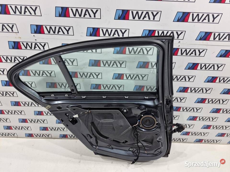 BMW F30 DRZWI LEWY TYŁ TYLNE B39 MINERALGRAU sprzedam