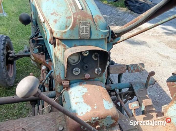 Traktor Ciągnik Hanomag 224 1960 z Niemiec Skrzynia biegów Manualna Rumia
