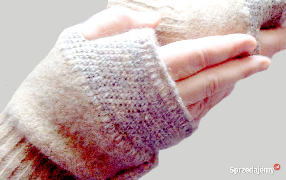 beżowe mitenki wełniane mitenki brązowe ciepłe