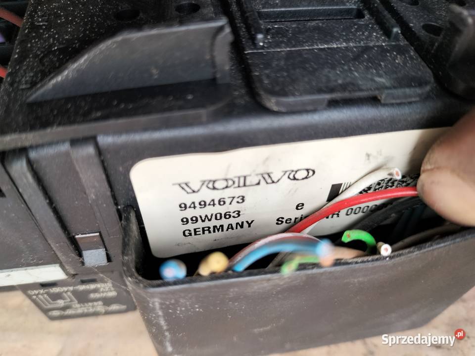 SKRZYNKA BEZPIECZNIKÓW VOLVO S80 S 80 24 9494673 Kamień-Kolonia