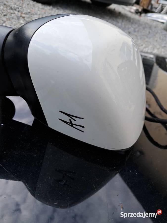 AUDI A1 LUSTERKO PRAWE 6 PIN osobowe Wrocław sprzedam