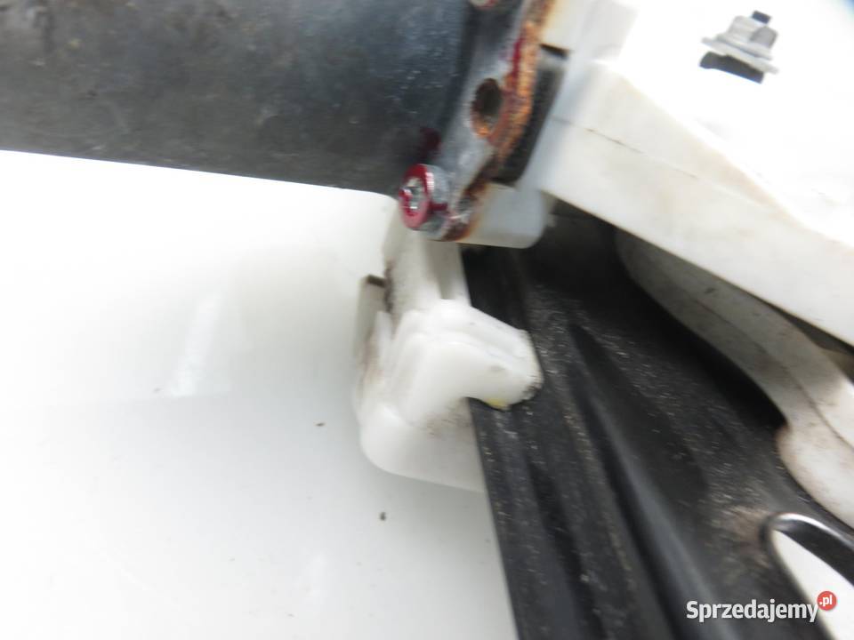 PODNOŚNIK SZYBY PRAWY PRZEDNI BMW 3 E90 7060266S małopolskie