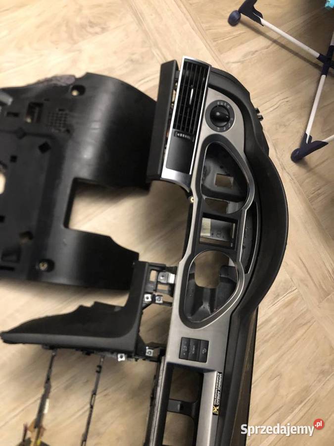 Konsola kokpit deska pasy airbag AUDI A6 c6 07r