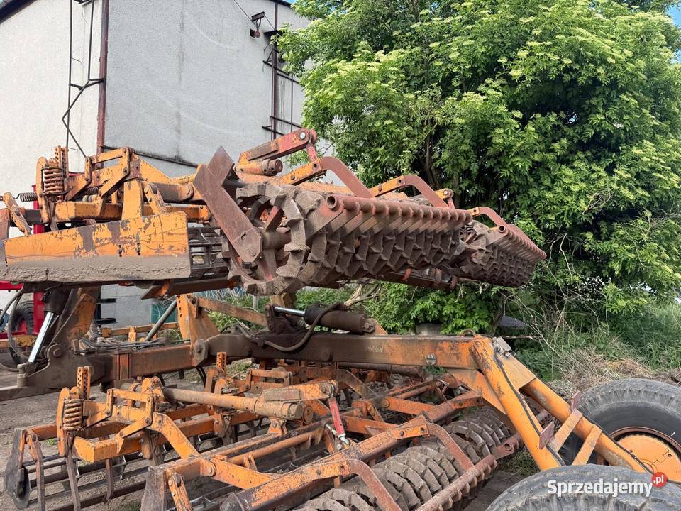 Agregat uprawowy Kompaktor Ostroj Saturn Maszyny rolnicze Nowa Ruda