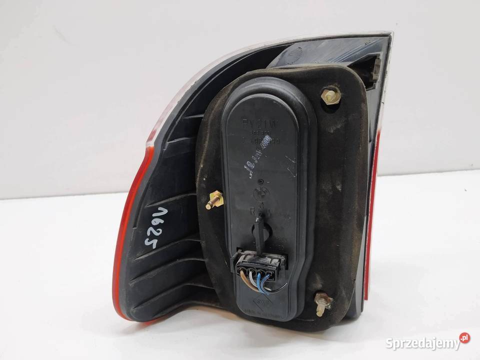 LAMPA TYŁ PRAWA KOMBI EU 2496322 Bmw Seria 5 IV