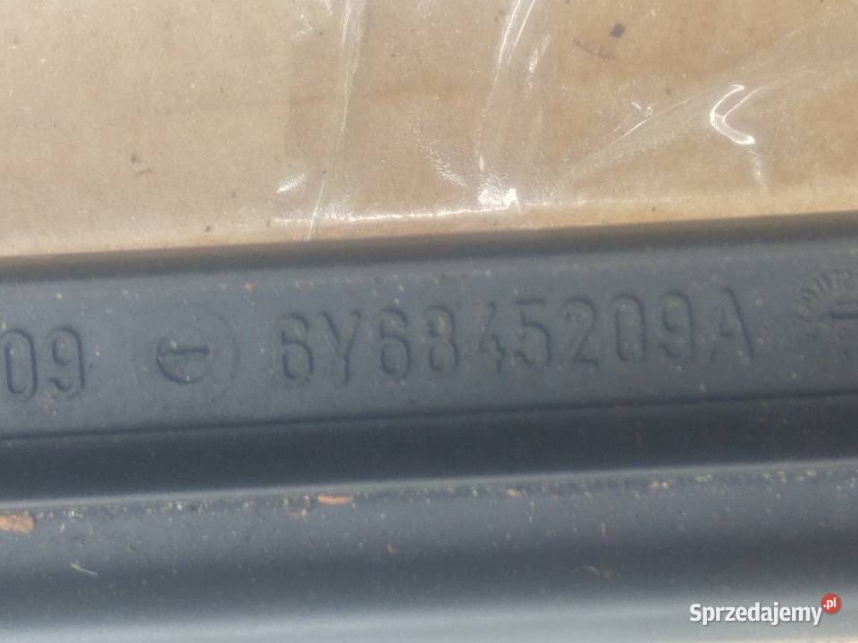 6Y6845209A 6Y6845210A Skoda Fabia Szyba Dębno