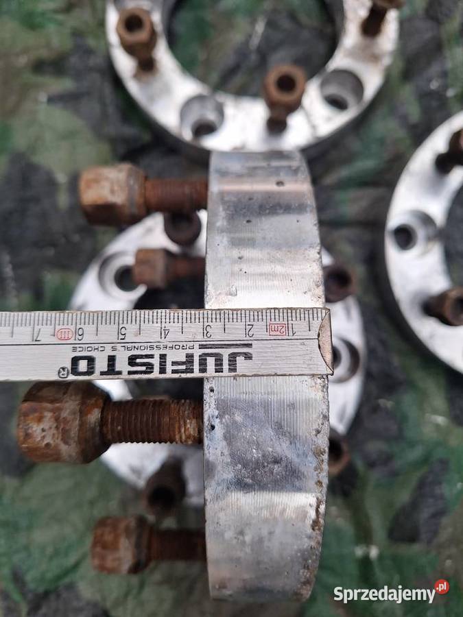 Dystanse do kół 30mm Suzuki Toruń