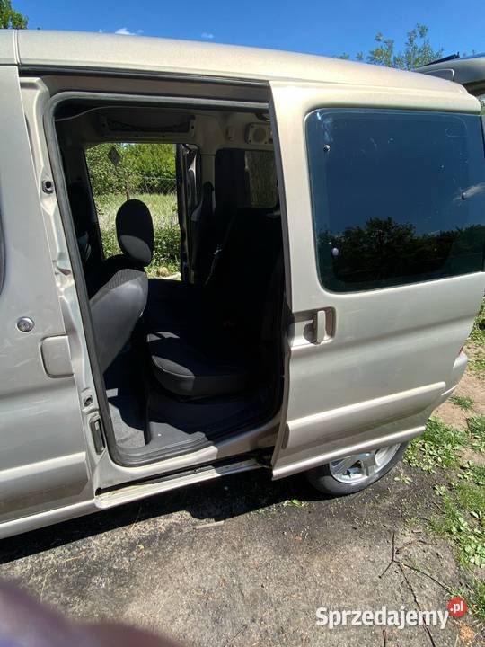 Sprzedam Citroen Berlingo ll 2007r Zarejestrowany w Polsce Inowrocław sprzedam