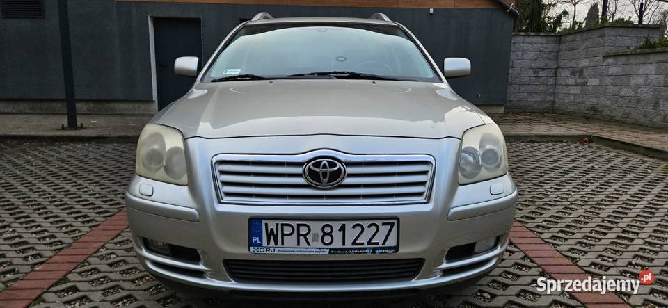 Toyota Avensis SOL 2005r 18 VVTI 129 kombi stan Elbląg
