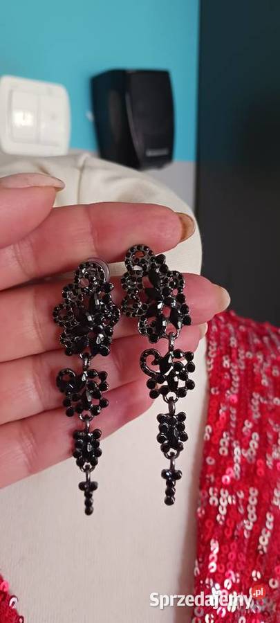 Kolczyki czarne Ostrowąs