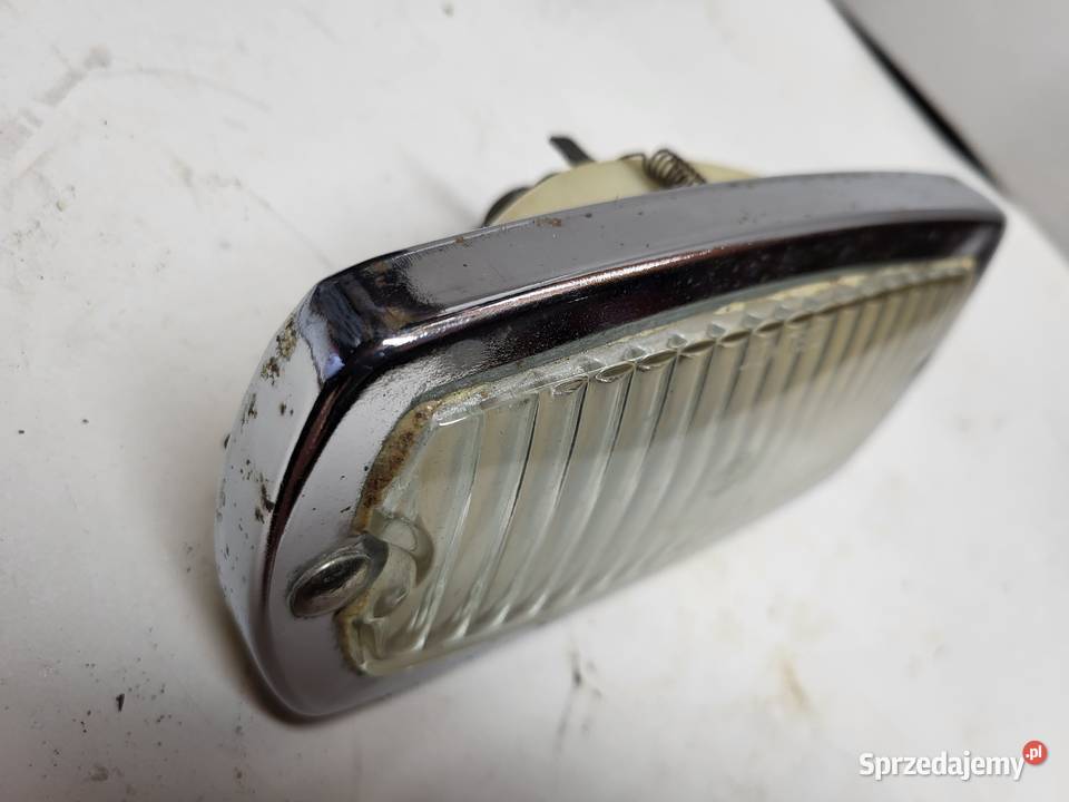Fiat 125 Warszawa 223 224 fabrycznie nowa lampka uniwersalne Chodzież