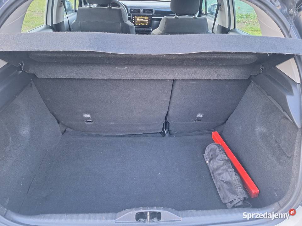 Citroen C3 15 BlueHdi 19r światła przeciwmgielne Baranów