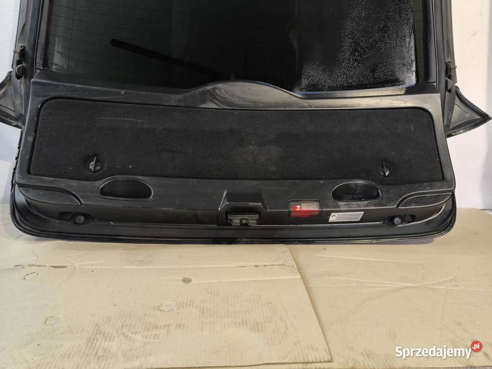 KLAPA BAGAŻNIKA KOMPLETNA 668 BMW E61