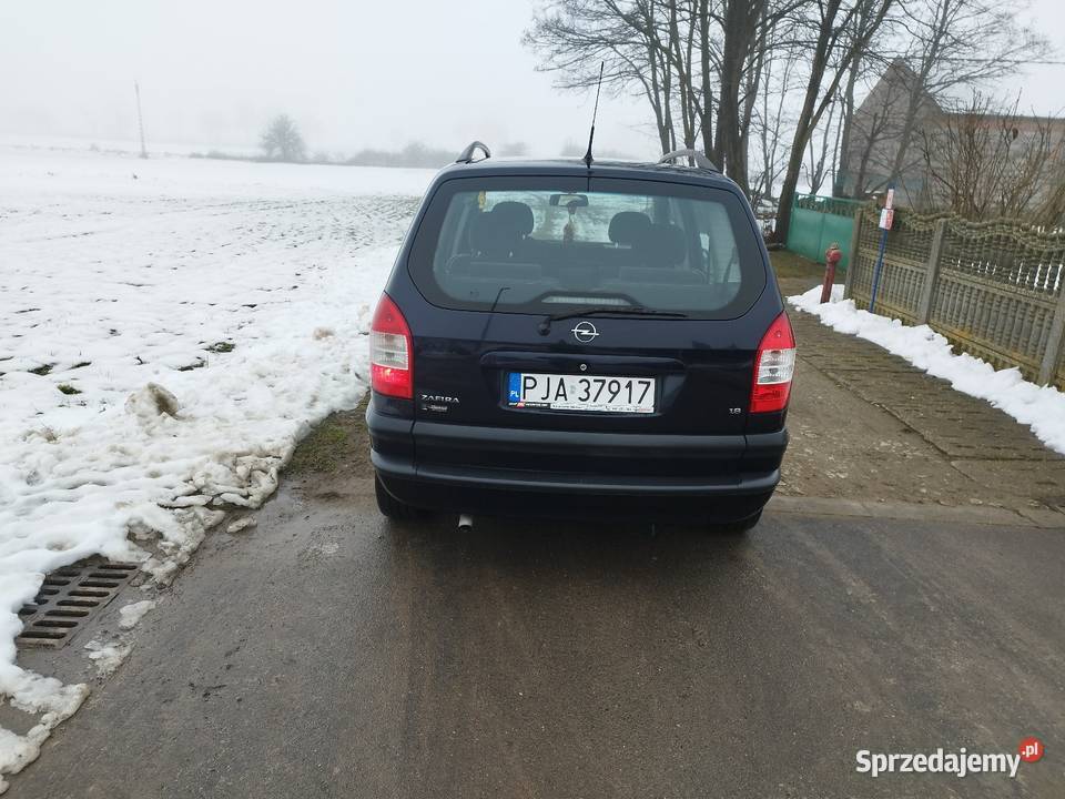 Ładny Opel Zafira 18 benzyna 2002 7 osobowy Jarocin