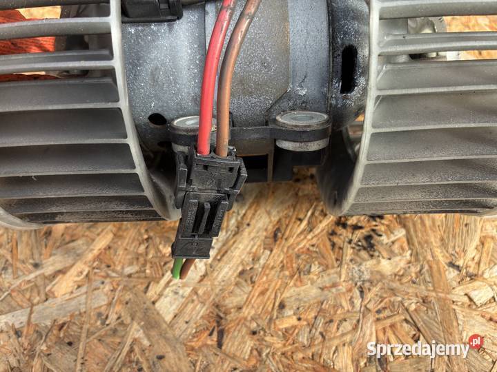 Dmuchawa Wentylator Nawiewu Bmw X3 30 osobowe Części samochodowe Wisznice