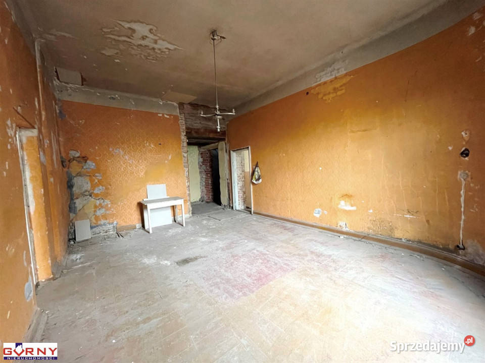 sprzedaży mieszkania Piotrków Trybunalski 697m2