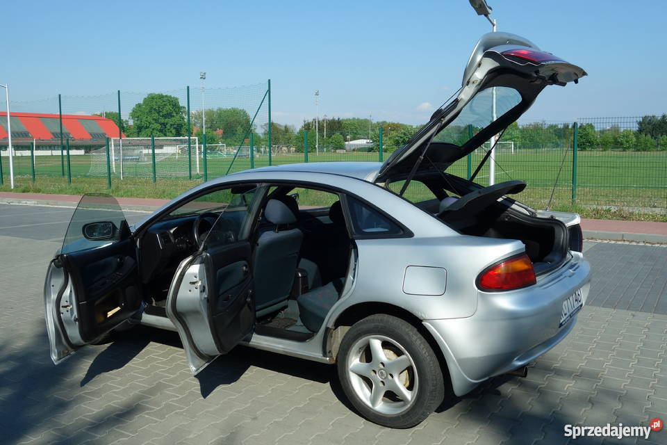 Mazda 323 F 1997 lifcie 15 benz Rok produkcji 1997 Wieliszew sprzedam
